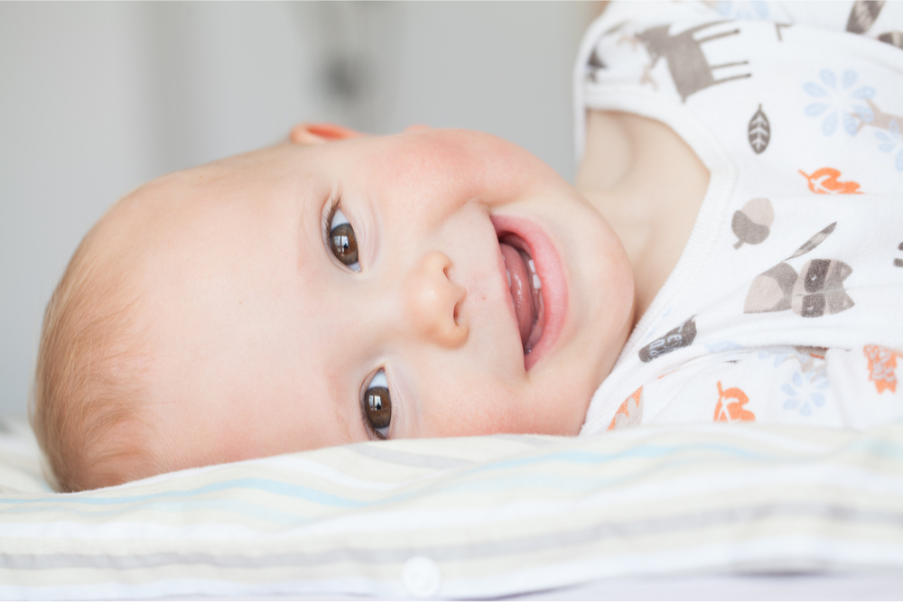 Como cuidar dos dentes do bebê em cada fase do desenvolvimento